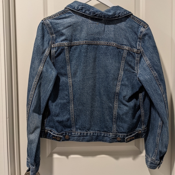 Levi's premium original trucker jean jacket, color medium wash, size medium - Picture 3 of 6